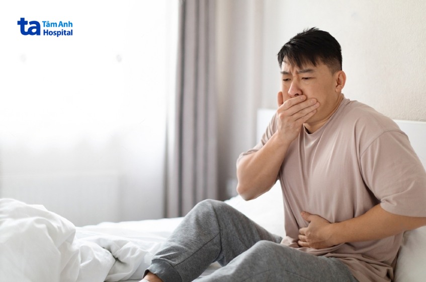 Tức ngực khó thở buồn nôn có thể là dấu hiệu của bệnh lý về đường tiêu hóa
