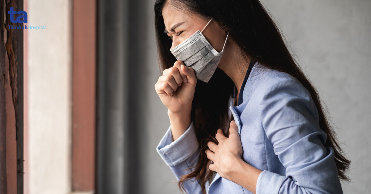 Khó thở, hụt hơi: Nguyên nhân, triệu chứng và cách điều trị