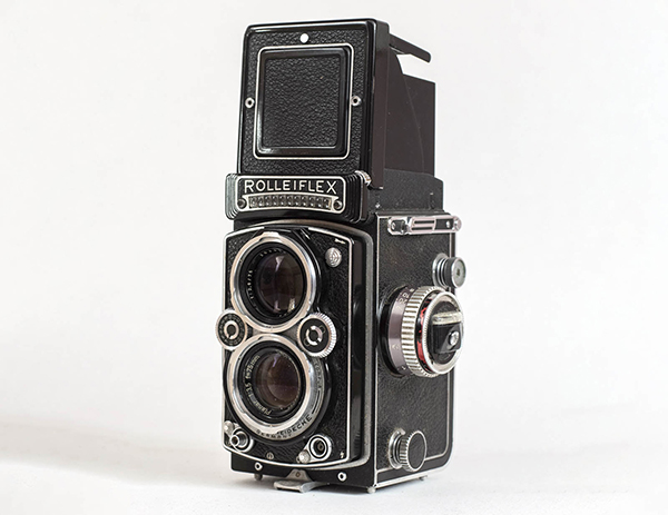 máy ảnh film là gì - máy ảnh Rolleiflex TLR